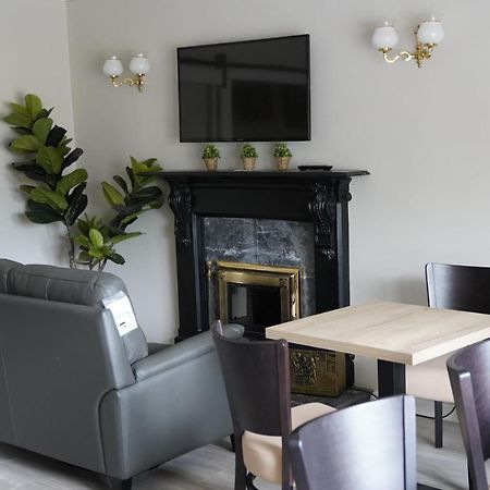 Slieve Bloom Manor Hostel Killarney Extérieur photo
