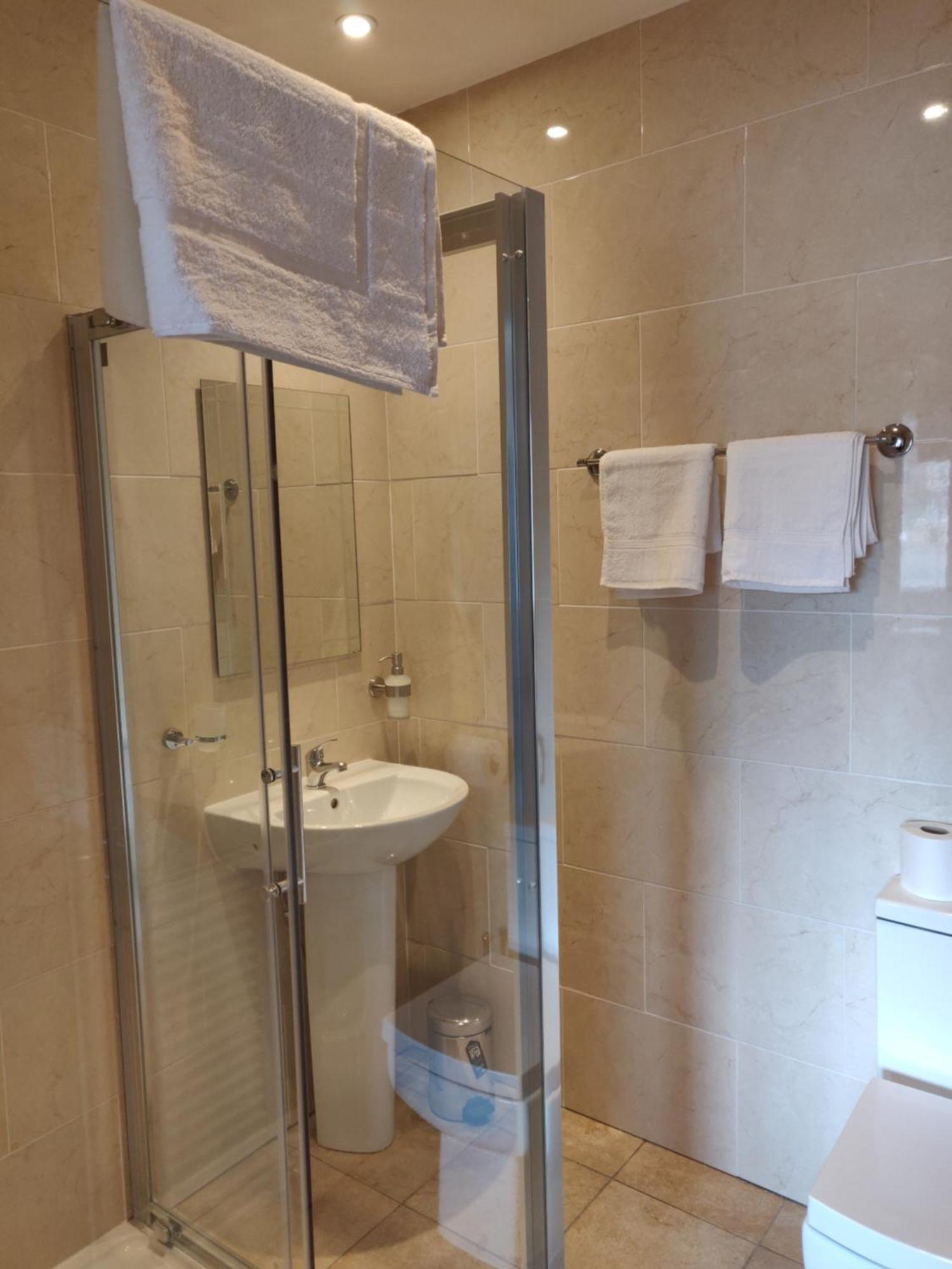 Slieve Bloom Manor Hostel Killarney Extérieur photo