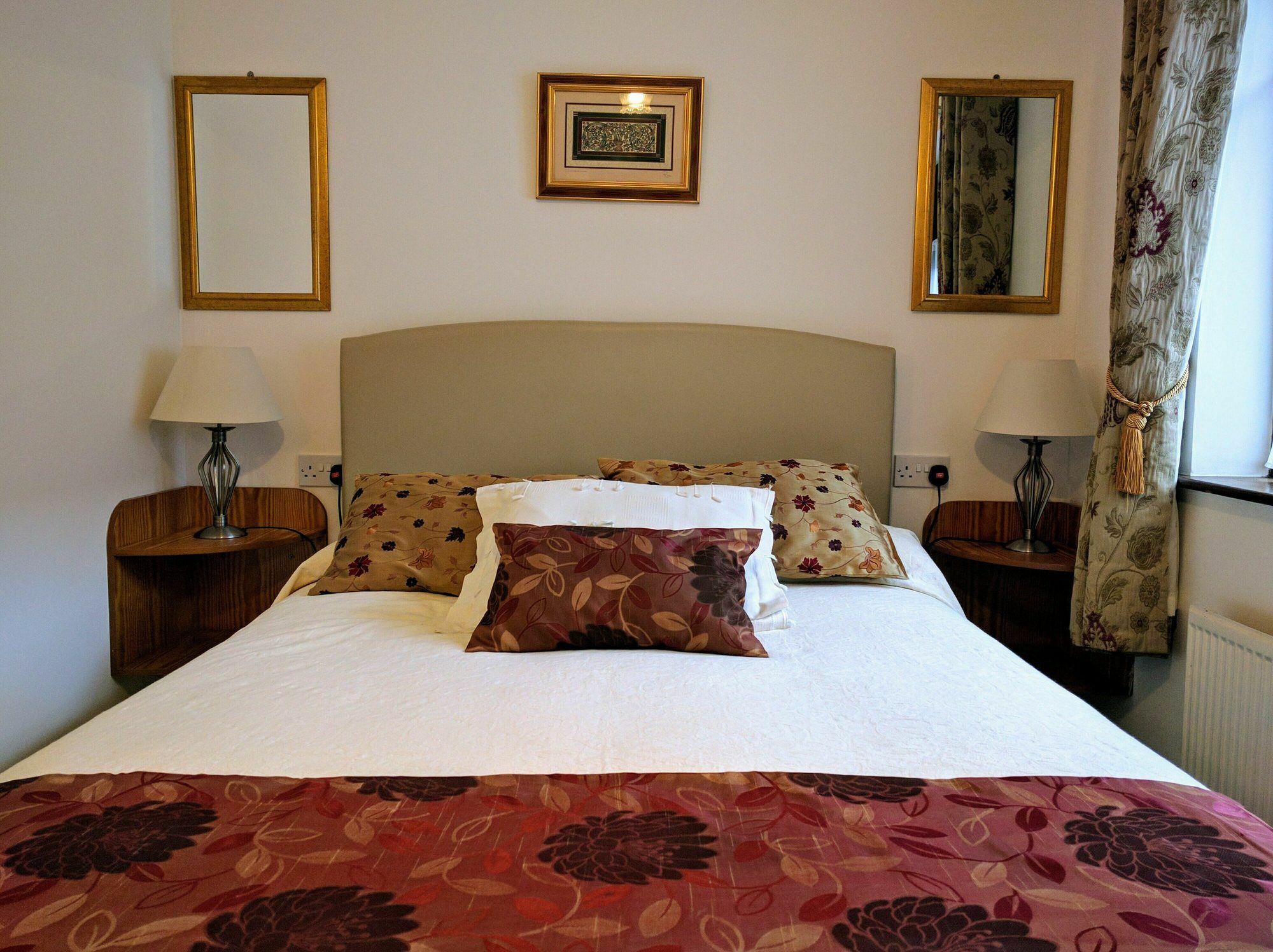 Slieve Bloom Manor Hostel Killarney Extérieur photo